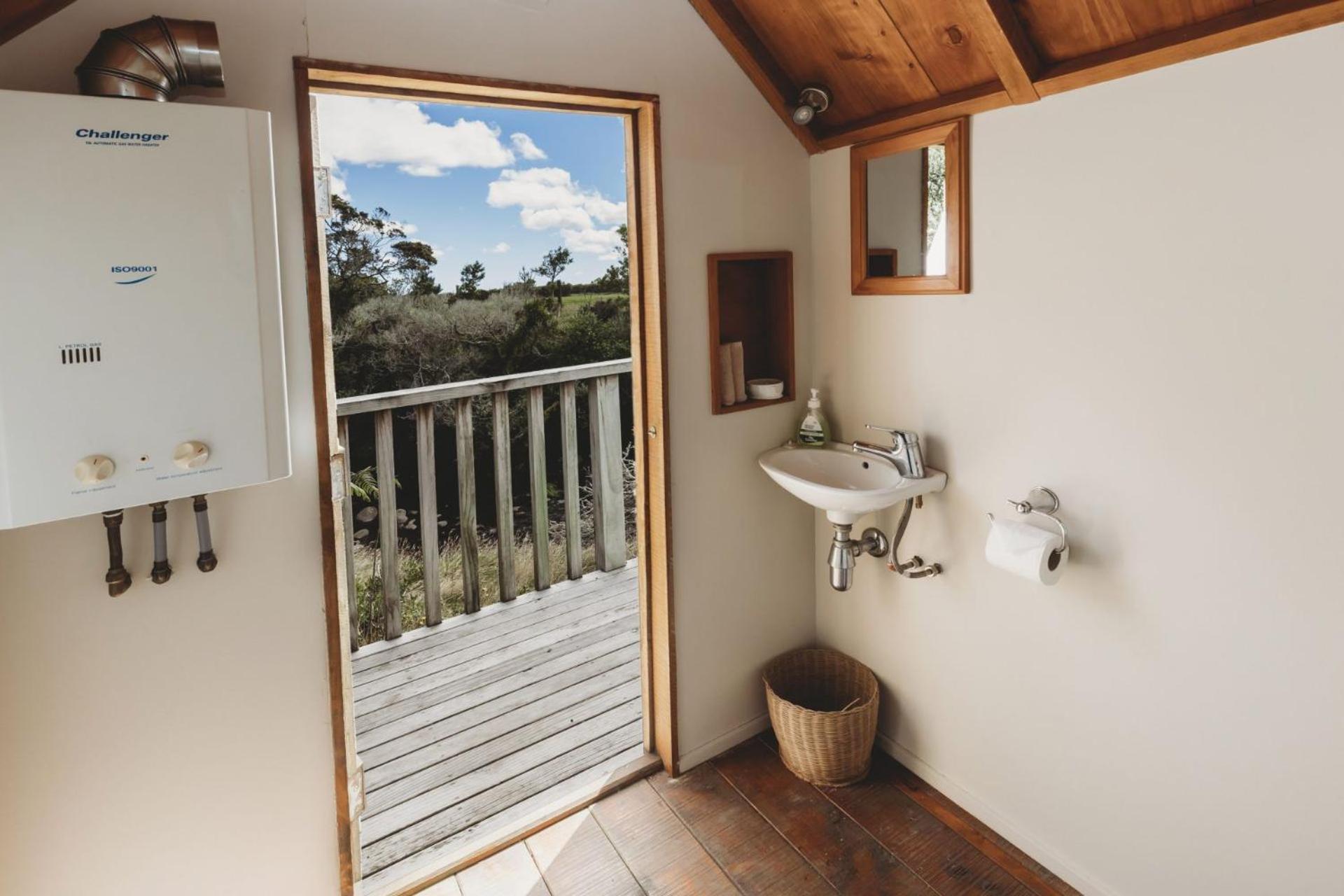 The River Retreat Off The Grid Inglewood Luaran gambar